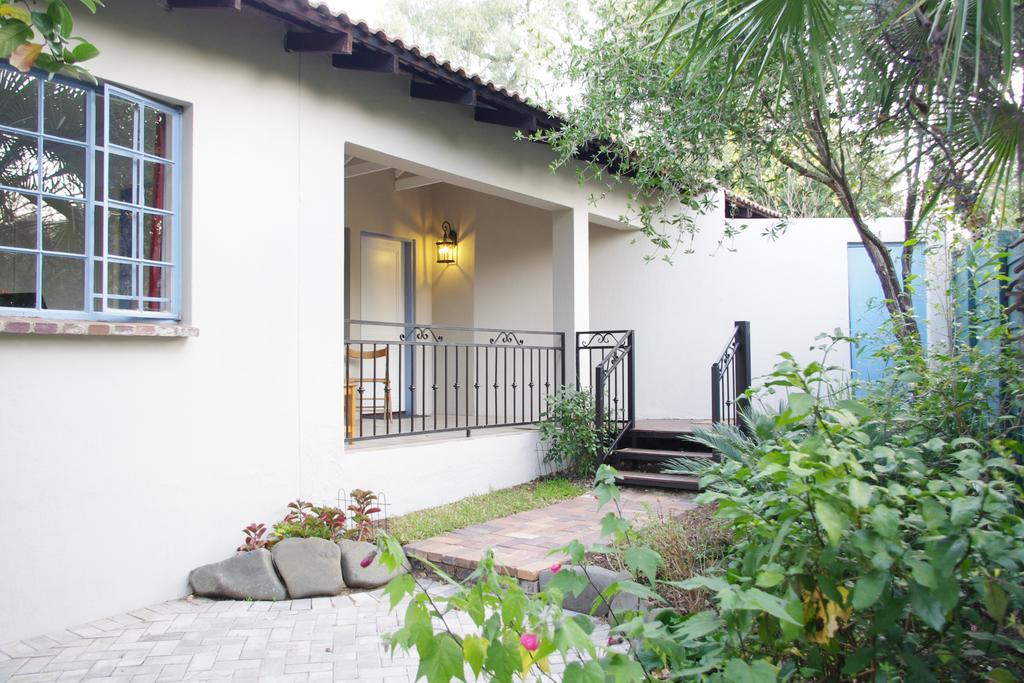 Pepper Tree Guest House Rivonia Sandton Extérieur photo